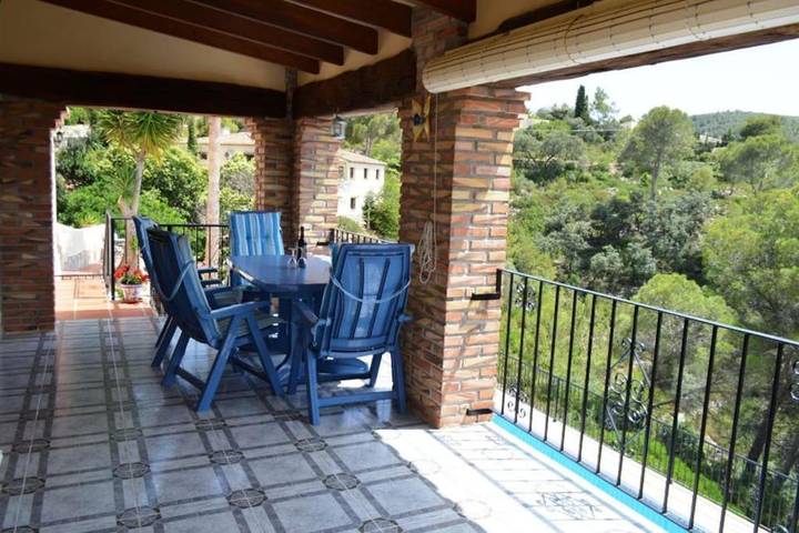 Ferienhaus für 10 Personen, mit Terrasse und Garten sowie Pool und Ausblick in Llíber - 2