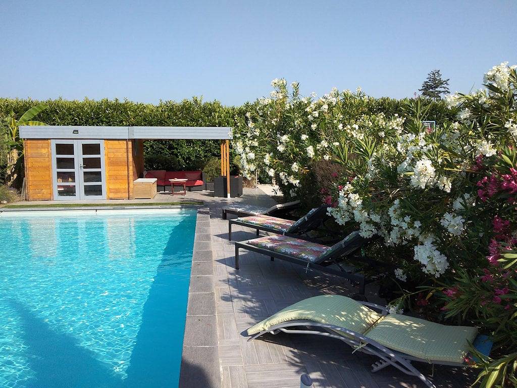 Chambres & Table d'hôtes Les Glycines - La Réunion in Saint-Nicolas-de-la-Grave, Tarn-et-Garonne