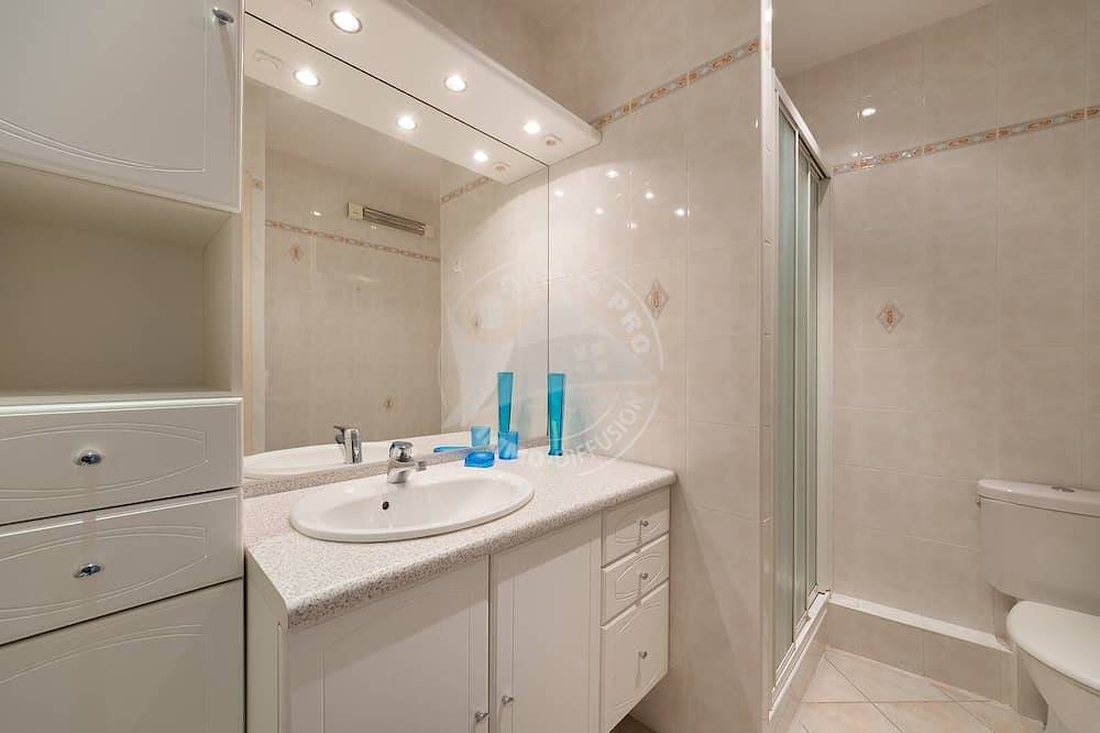 Ganze Wohnung, P3 Im Herzen des Stadtzentrums mit eigenem Parkplatz in Le Grau-du-Roi, Côte d'Améthyste