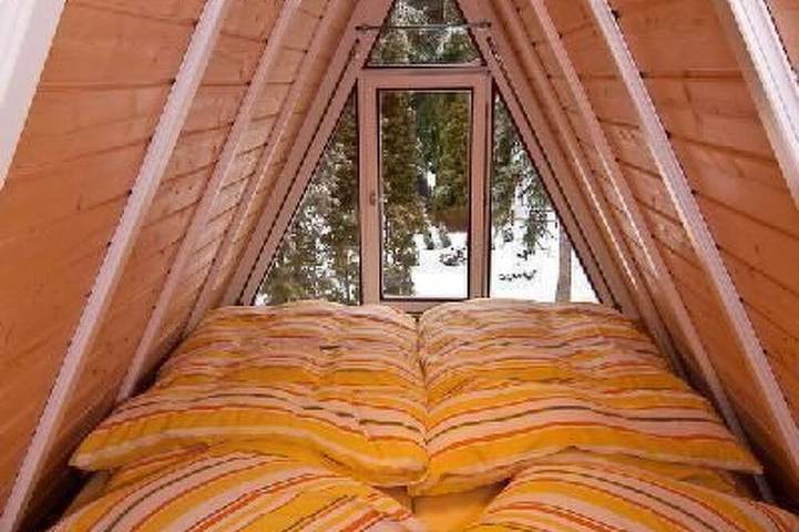 Nur-Dach-Ferienhaus für vier Personen in Neuhausen, Nordschwarzwald