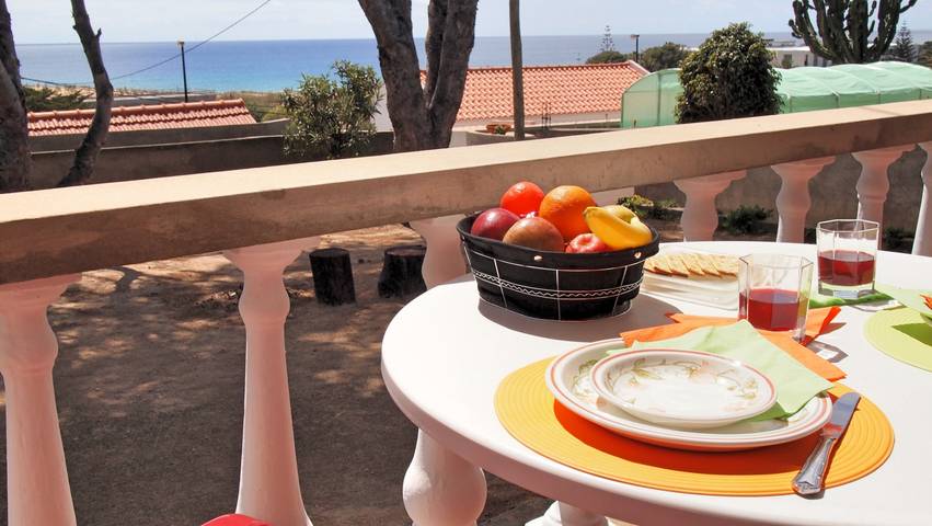 4-bed family villa, 200m from beach | Villa Mary in Porto Santo, Madeira