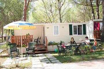 Camping für 6 Personen in Castiglione del Lago, Lago Trasimeno, Bild 2