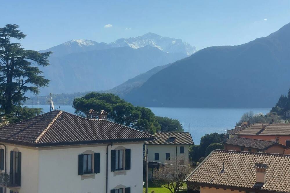 Ganze Wohnung, Schöne Wohnung, Top Zentrale Lage! Sonnige Terrasse, Durchblick auf den See! Pk in Lenno, Gemeinde Tremezzina