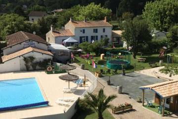 Static Caravan for 4 People in Vendays-Montalivet, Lesparre-Médoc region, Photo 4