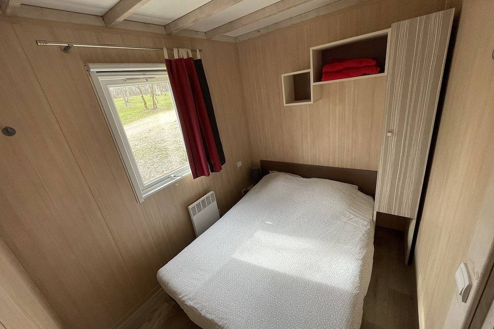 Chalet Nature - Lodges du Bois Dodo in Septfonds, Quercy
