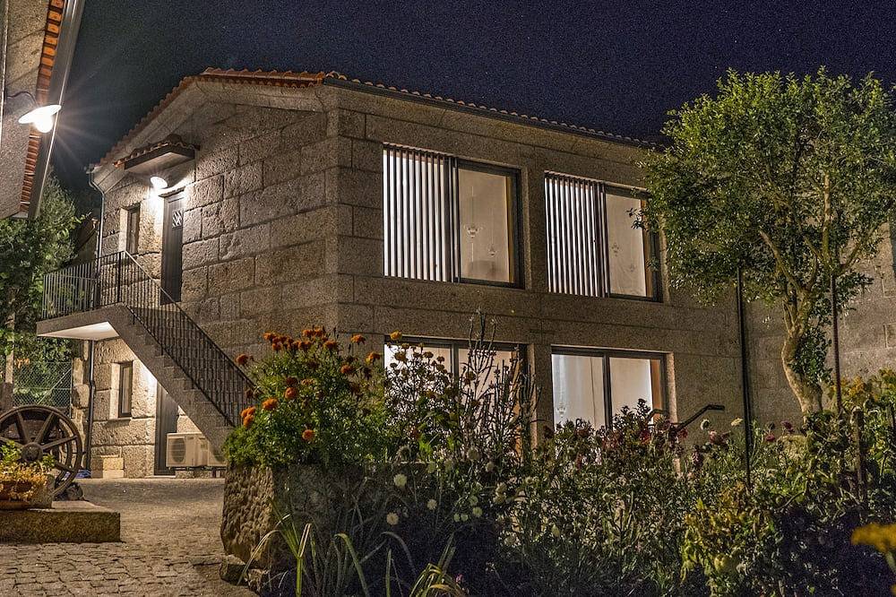 Porch House in Fafe, Distrito de Braga