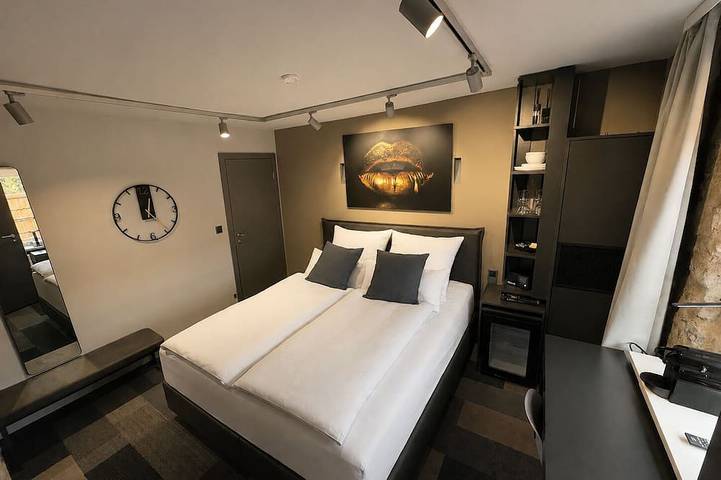 Hotel für 2 Personen - 1