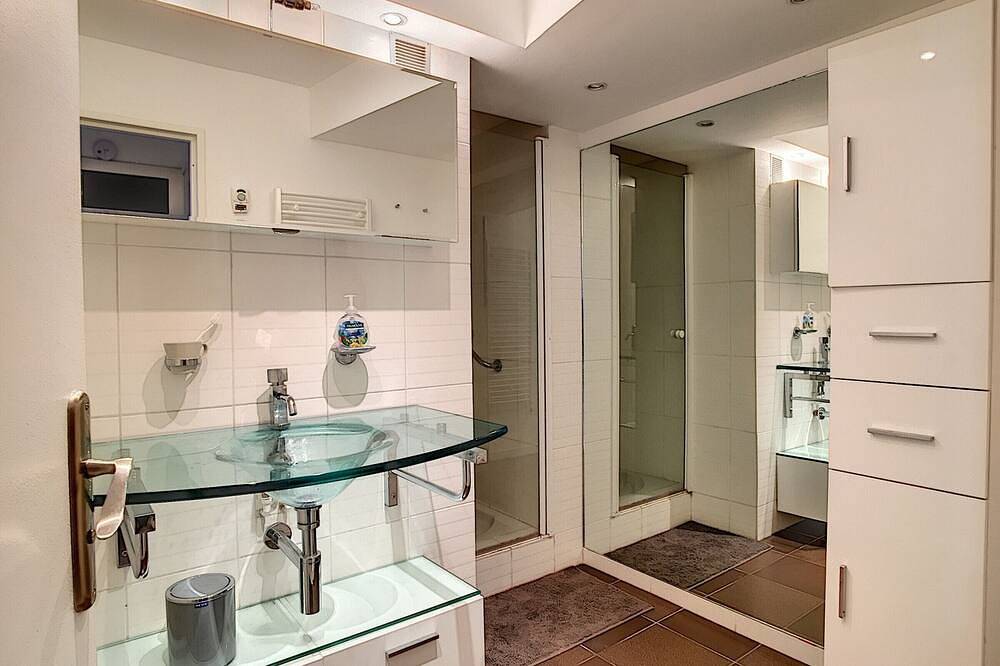 Appartement entier, Bel F3 à Carnon avec piscine, parking, clim et Wifi in Carnon-Plage, Mauguio