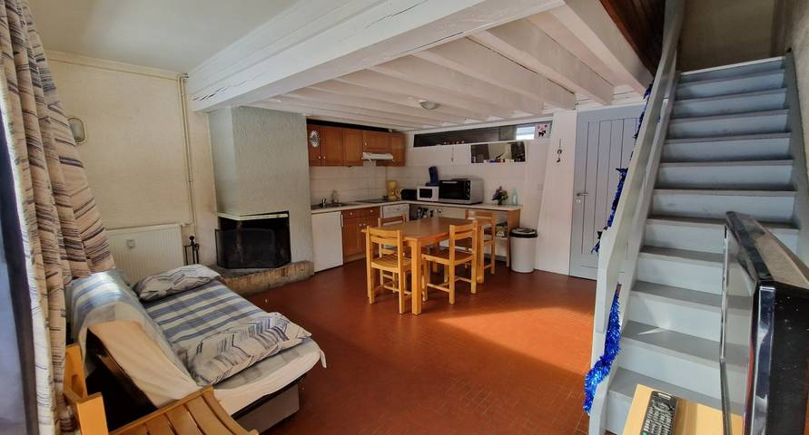 Gîte pour 6 personnes, avec terrasse et vue sur le lac à Campan - 4