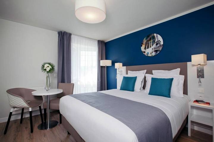 Location de vacances pour 2 personnes, avec Terrasse et Jardin dans Gare de Lyon