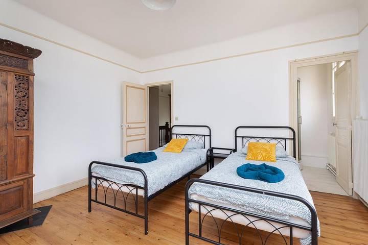 Location de vacances pour 10 personnes, avec jardin, animaux acceptés à Limeil-Brévannes - 4