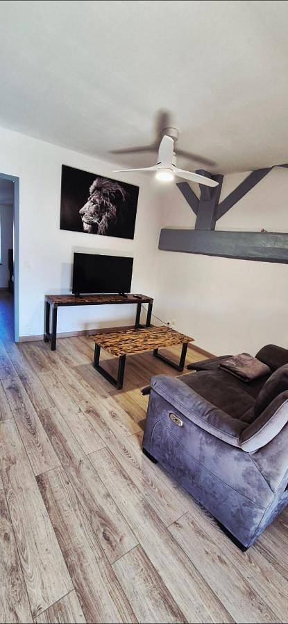 Gîte pour 2 personnes, avec vue dans Théatre antique de Vienne