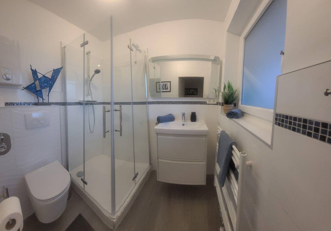 Ganze Ferienwohnung, Appartement/Fewo, Dusche, Wc, 2 Schlafräume in Travemünde, Lübecker Bucht
