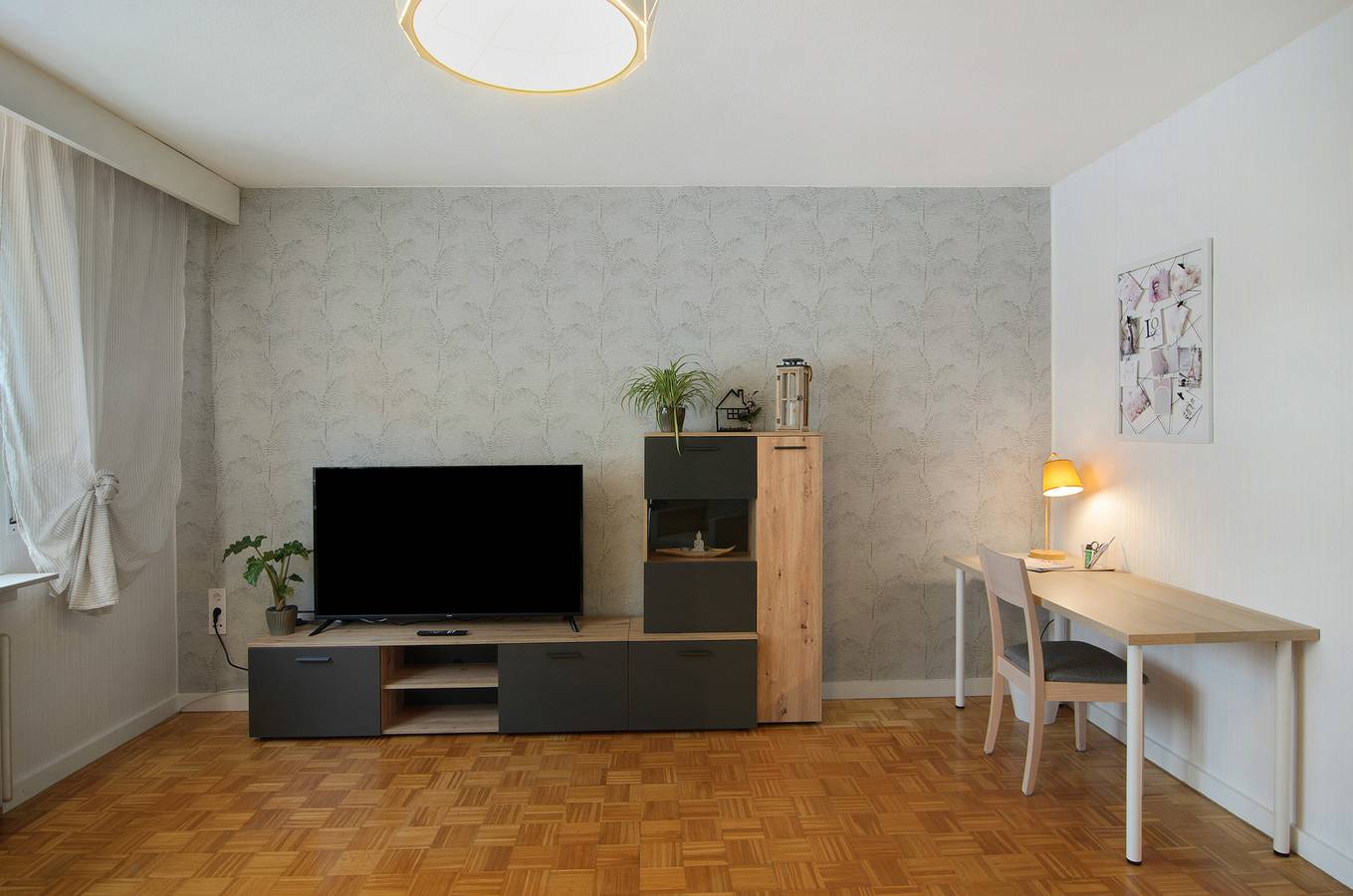 Ganze Wohnung, Ferienwohnung 'Ferienwohnung Storchenblick' mit Bergblick, Balkon und Wi-Fi in Meinhard, Werratal