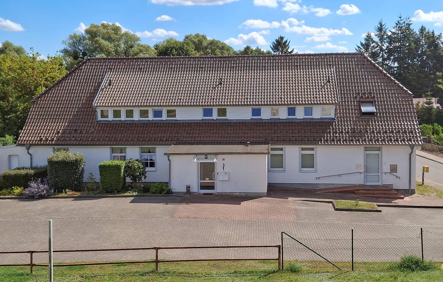 Ganze Ferienwohnung, Appartement am Strand mit Parkplatz und WiFi, 400m zum Strand in Hohen Wangelin, Mecklenburgische Seenplatte