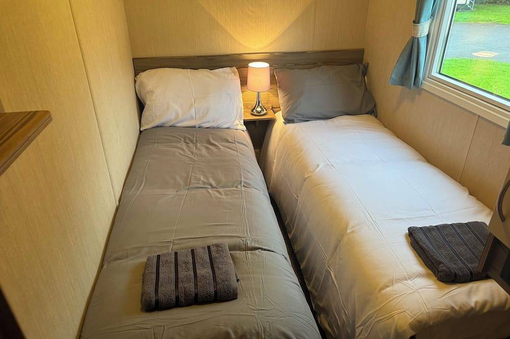 Starlight Stays Horizon Exclusive in Ayr, Firth Of Clyde