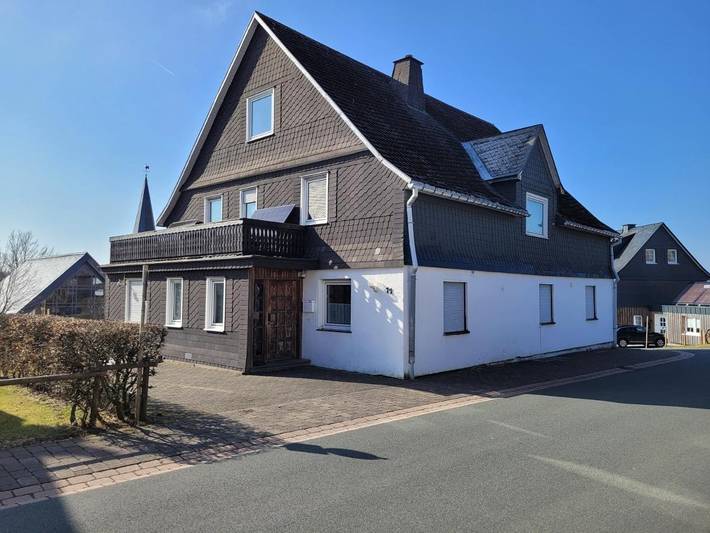 Ferienhaus für 10 Personen, mit Terrasse und Garten sowie Ausblick