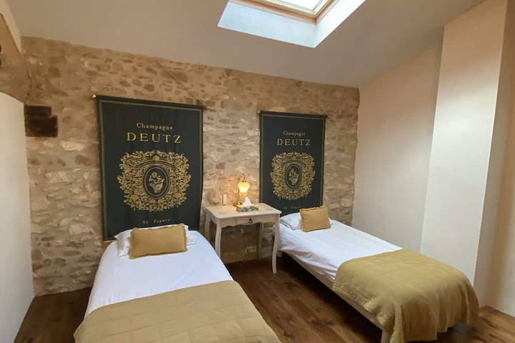 Location de vacances pour 8 personnes, avec jardin et piscine à Sorèze - 2