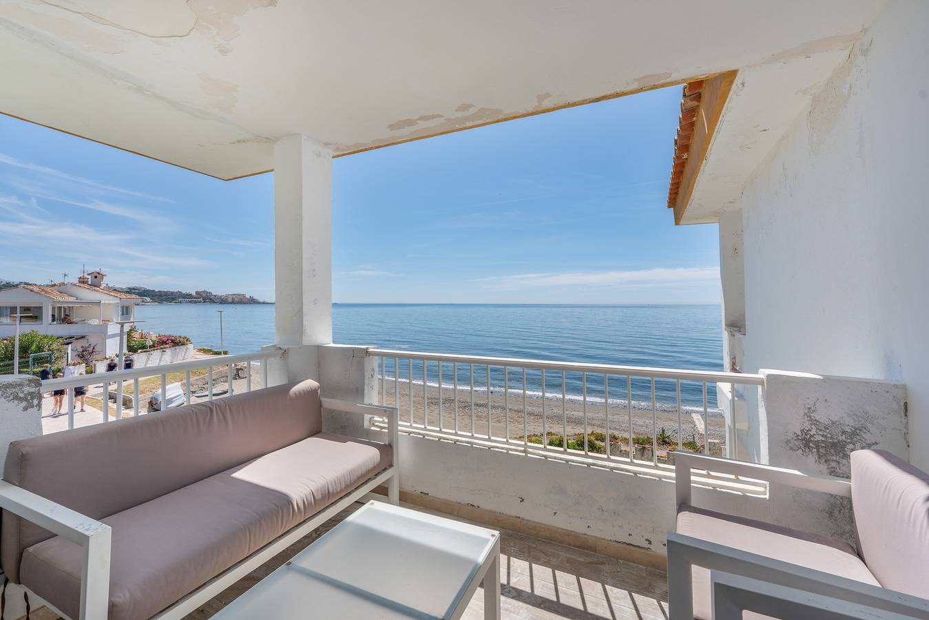 Hel lejlighed, Apartment 'Siente El Mar' with Sea View, Wi-Fi and Air Conditioning in La Gaspara, Estepona
