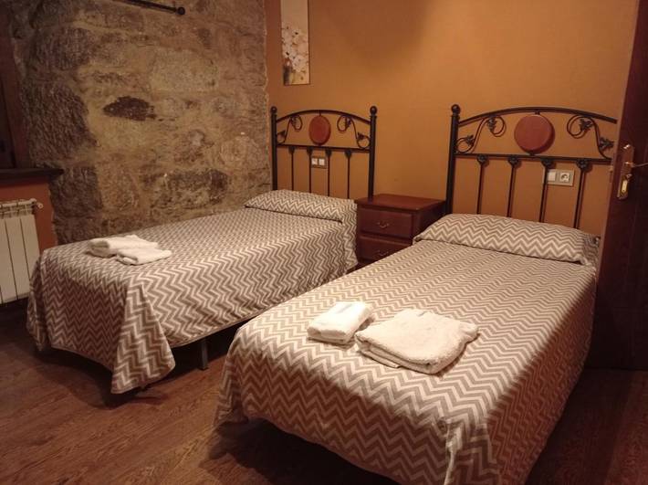 Hotel para 2 personas, con terraza y vistas, Se admiten mascotas en Sanabria (Zamora) - 2