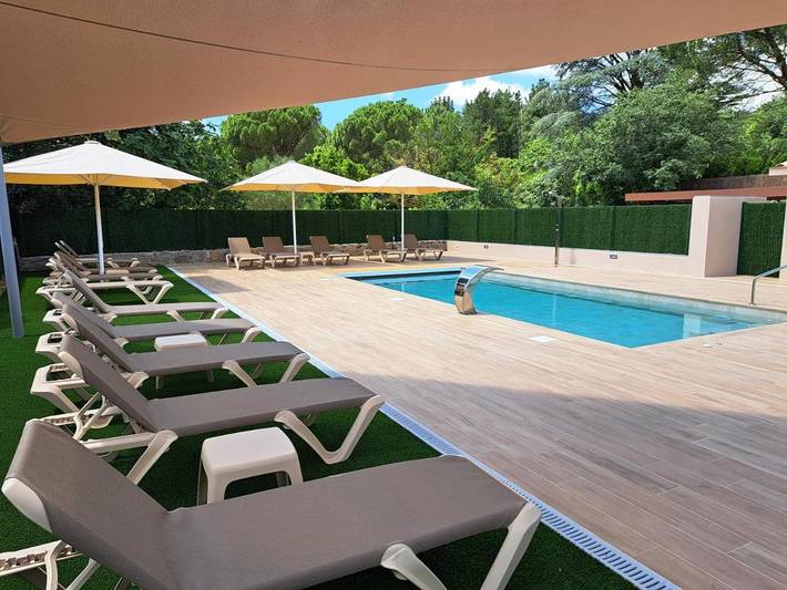 Hôtel pour 2 personnes, avec vue ainsi que jardin et piscine à Maçanet de Cabrenys