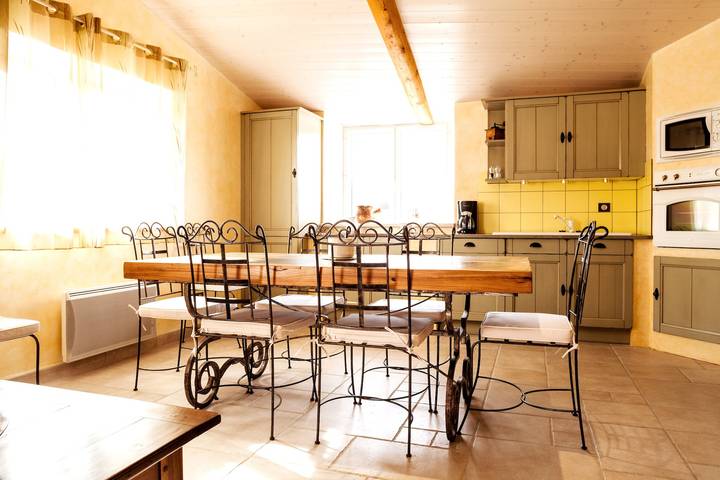 Gîte pour 6 personnes, avec jardin, animaux acceptés à Redortiers - 4