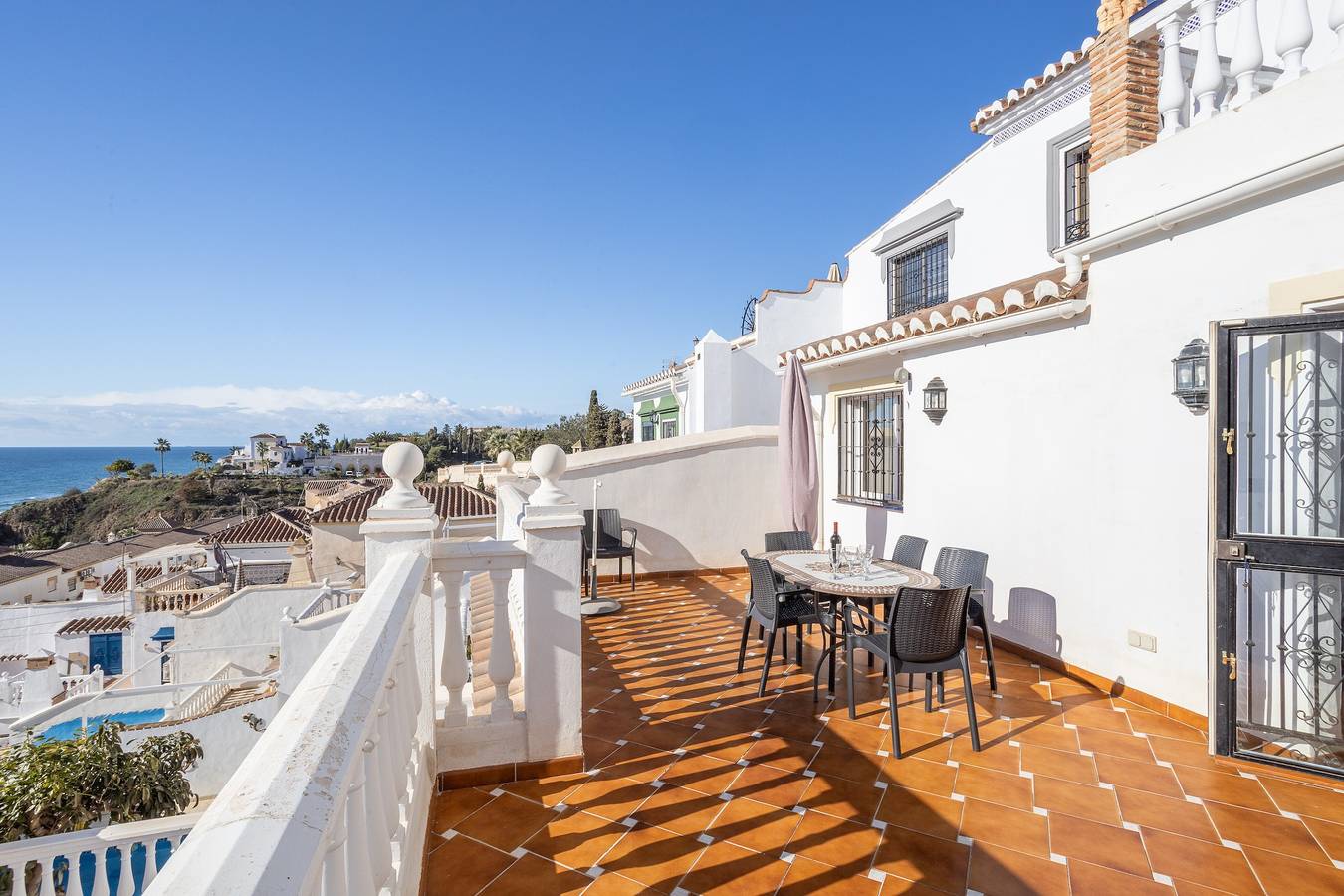Entire apartment, Alta Reytorrox Beach overlooking the sea in Torrox Costa, Torrox
