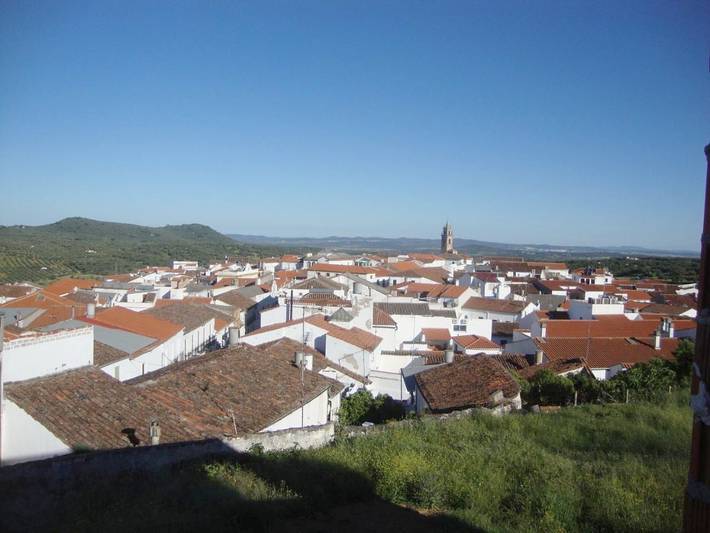 Casa rural para 6 personas, con Terraza además de Jardín y Vistas en Tentudía