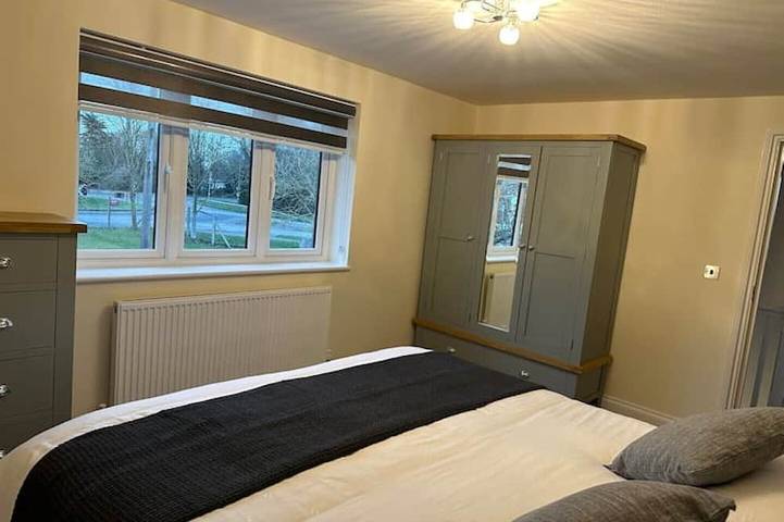 The Grey Retreat in Spelthorne, Surrey