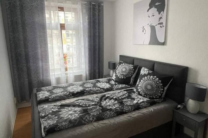 Ferienwohnung für 4 Personen, mit Balkon in Chemnitz