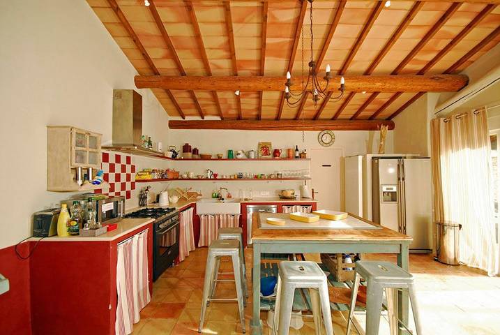 Location de vacances pour 10 personnes, avec jardin et terrasse à Saignon - 3