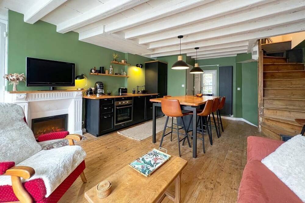 Entire apartment, Charming 2-bedroom apartment in town center in Cherbourg-Octeville, Cherbourg-en-Cotentin