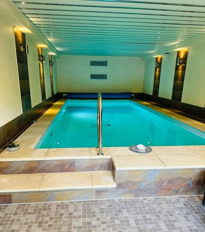 Gîte pour 2 personnes, avec vue et piscine à Ernst - 4