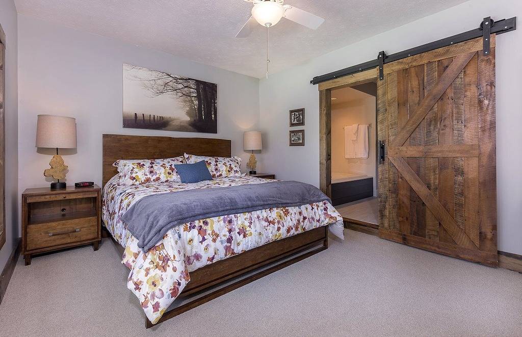 Ganze Wohnung, Neu im Chetola Resort mit allen Annehmlichkeiten renoviert, zu Fuß zum Main St. Blowing Rock in Blue Ridge Parkway, Blowing Rock