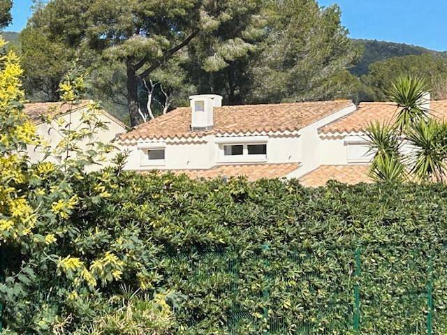 Location de vacances pour 4 personnes, avec piscine et jardin dans Plage du Débarquement (La Croix-Valmer) - 3