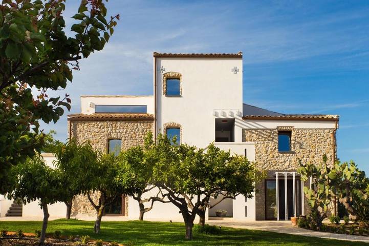 Hôtel pour 2 personnes, avec jardin ainsi que vue et piscine, animaux acceptés