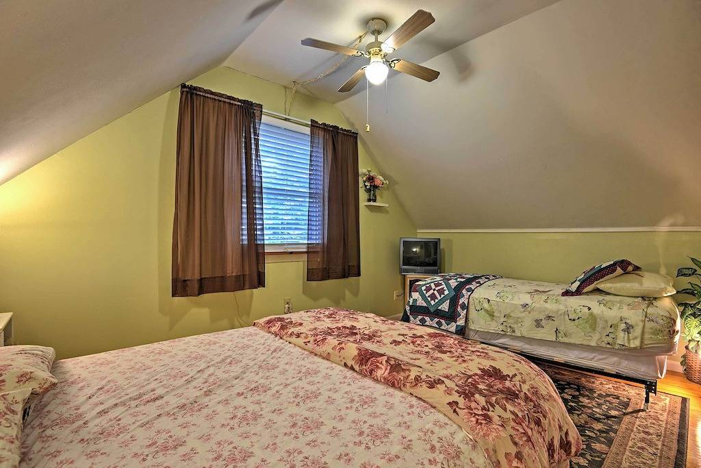 Ruhiges 3Br-Haus mit Deck in der Nähe des Lake Wallenpaupack! in Lake Wallenpaupack