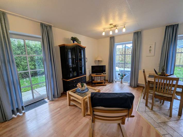 Ferienwohnung für 3 Personen, mit Garten und Terrasse in Schönhagen