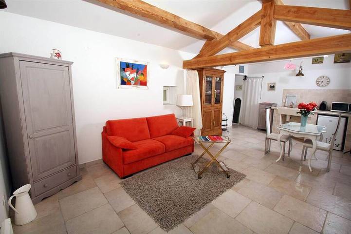 Gîte pour 2 personnes, avec jacuzzi à Allègre-les-Fumades - 2