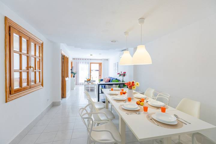 Ganze Wohnung, Ferienwohnung für 8 Personen mit Terrasse in Platja Centre (Guardamar del Segura), Guardamar del Segura