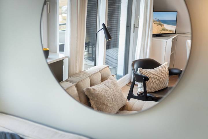 Ganze Wohnung, 2-Raum Appartement im Og/Dg, ca. 59m² Nutzfläche, Nichtraucher, keine Haustiere in Wenningstedt, Sylt