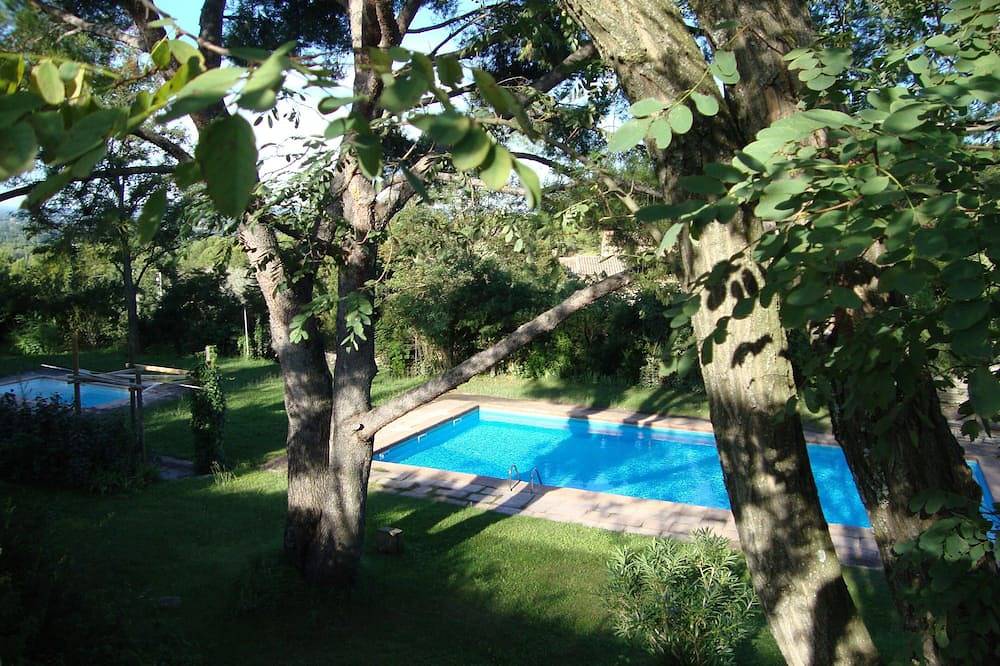 Agréable maisonnette contemporaine au coeur de la Provence in Velleron, Parc naturel régional du Mont-Ventoux