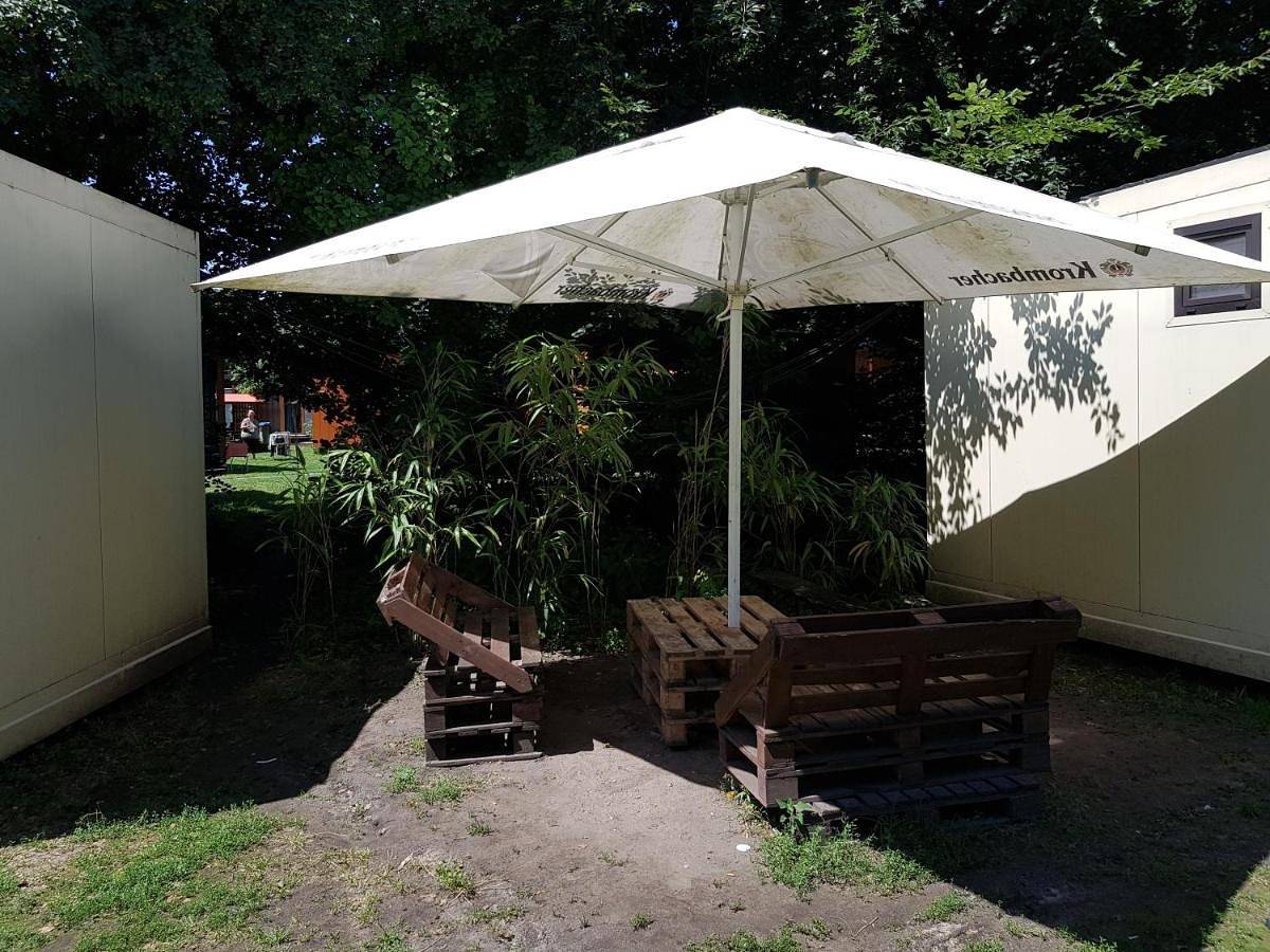 Triple-bed Cottage with Shared Bathroom in Berlin Innenstadt, Berlin
