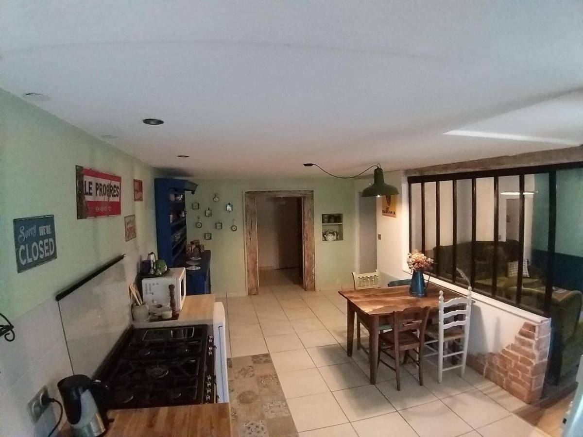 Appartement entier, One-Bedroom Apartment in Charavines, Lac de Paladru