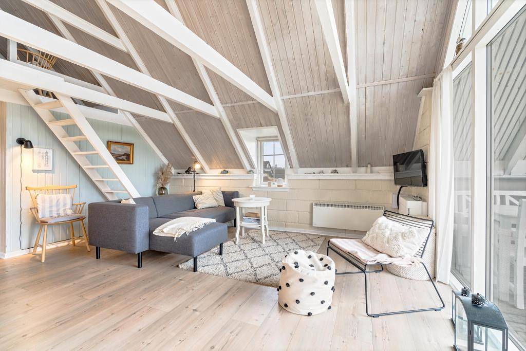 Charming thatched holiday home near the beach in Klegod in Ringkobing, Holmsland Klit