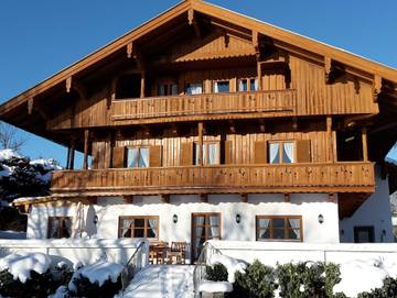 Ferienwohnung für 2 Personen, mit Garten und Ausblick sowie Balkon und Seeblick in Bad Wiessee