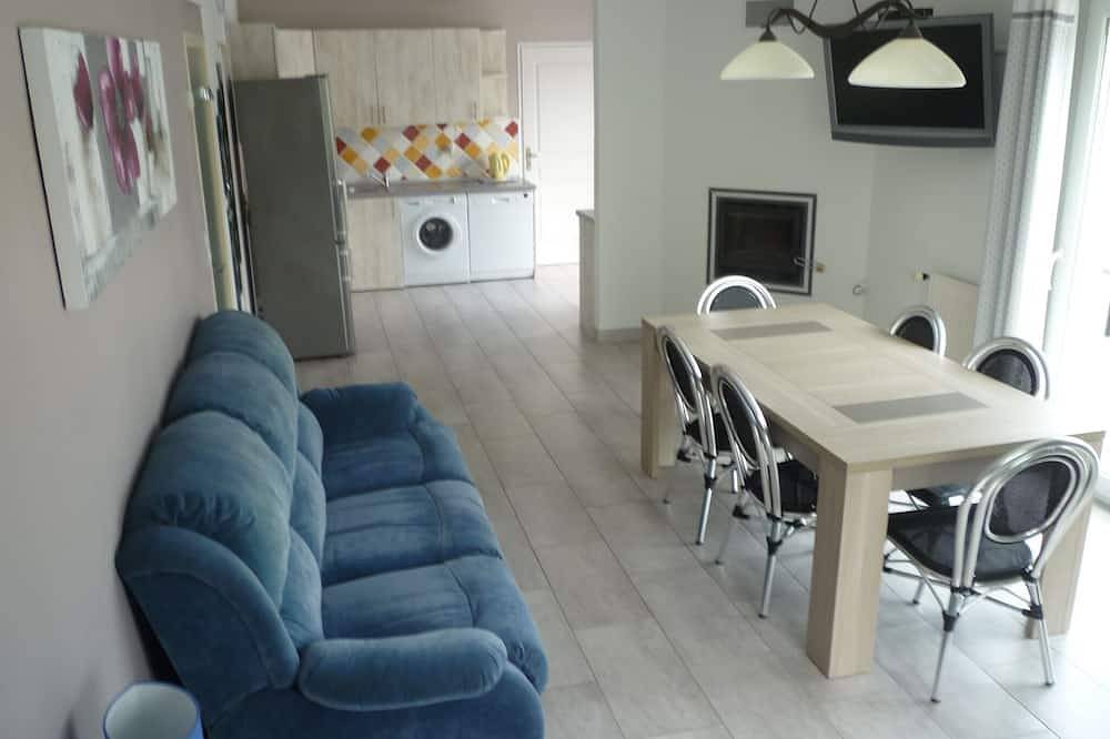 Villa Plein Pied de 80m2 avec emplacement voiture dans lotisement calme in Olonne-sur-Mer, Les Sables-d'Olonne