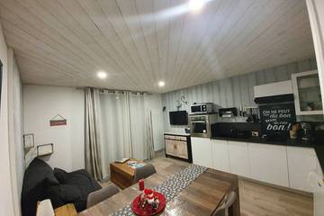 Gîte pour 7 personnes, avec piscine à Cadeilhan-Trachère