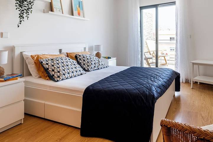 Ferienwohnung für 5 Personen, mit Balkon und Pool - 1