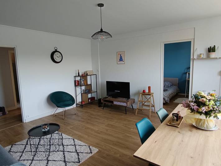 Appartement de vacances pour 8 personnes, avec balcon à Bourges